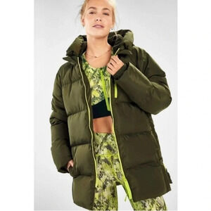Fabletics Maia Voyage Quilted Puffer Coat